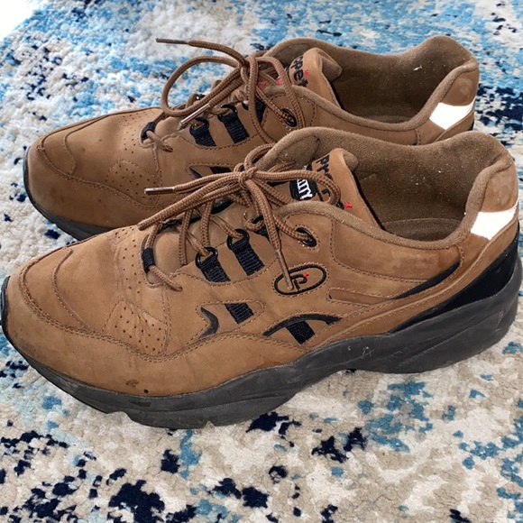 Propét Stability Walker Walking Shoe - Picture 6 of 7